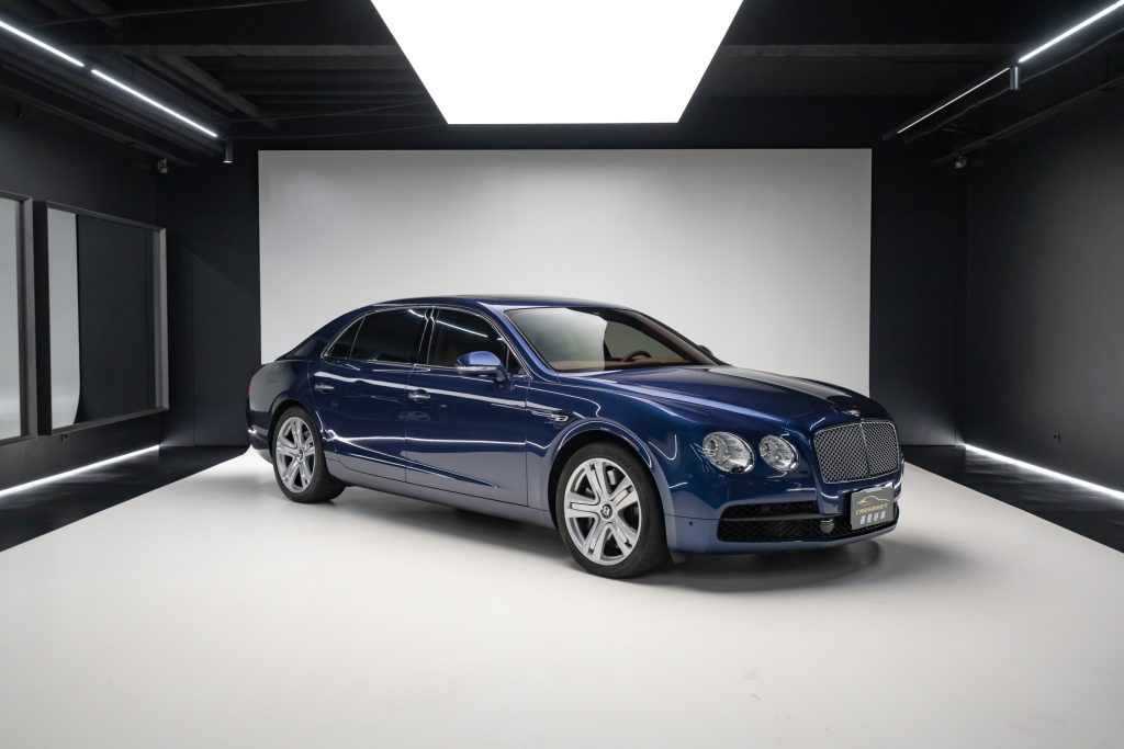 2014” Bentley Flying Spur  電動窗簾 天窗 後座餐桌 ACC跟車