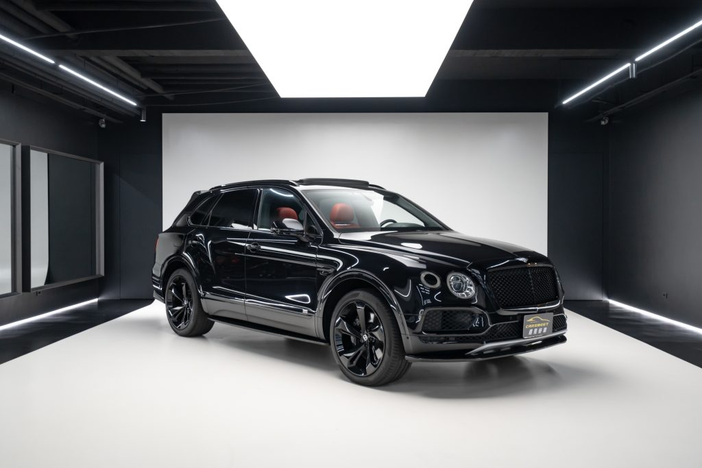 2019” Bentley Bentayga V8 碳纖維內飾板 側裙套件 豪華性能SUV 高CP